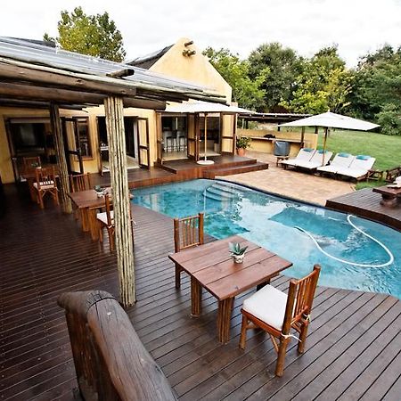 Rustika Guest Lodge Sandton Exteriör bild