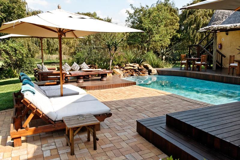 Rustika Guest Lodge Sandton Exteriör bild
